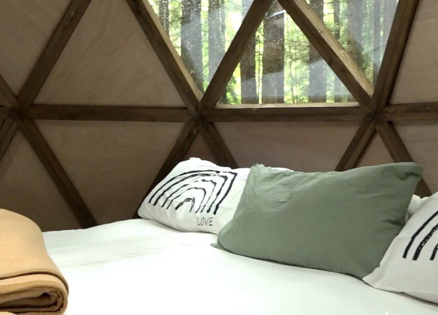 Campeggio Placat Eco Camping Nel Bosco Bossico